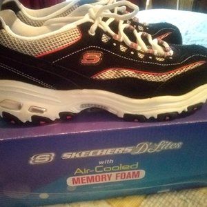 Skechers D'Lites